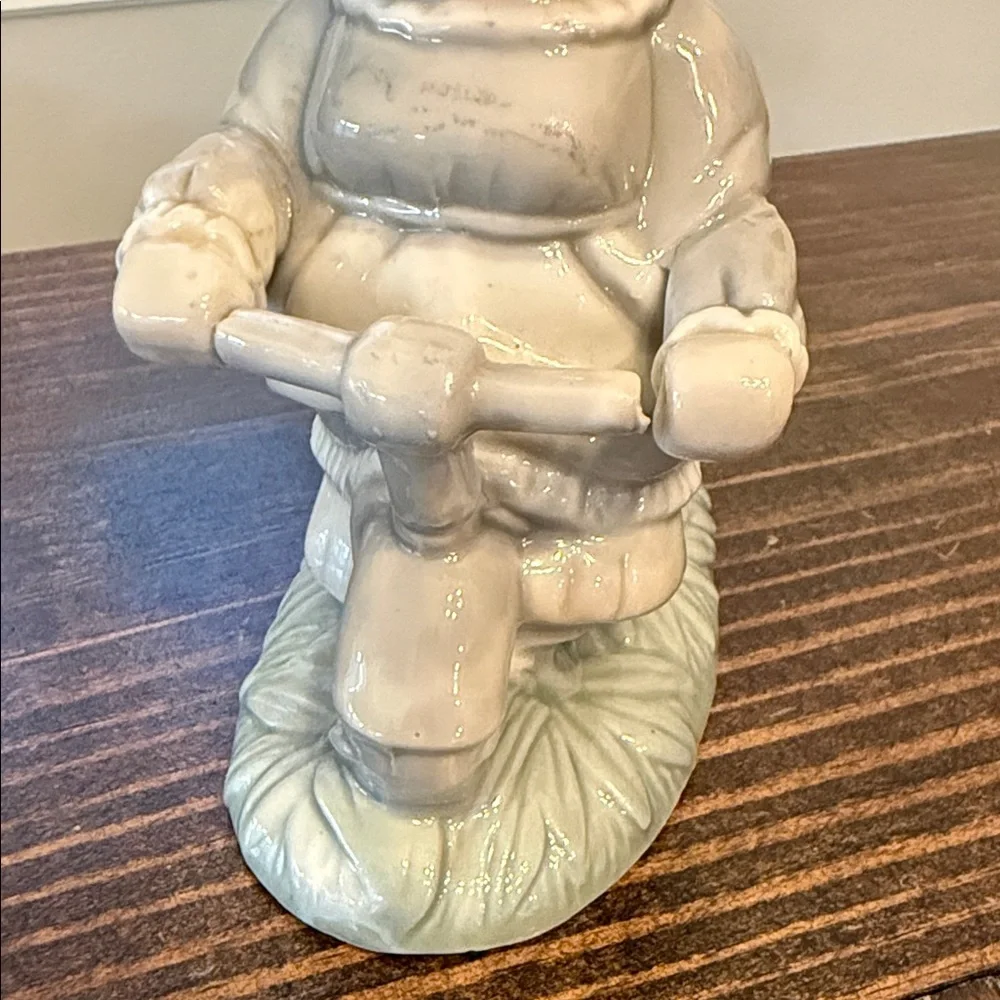 Charming Ceramic Bear Duo Figurine - Gray and Cream